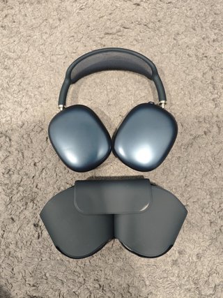 AirPods Max Medianoche