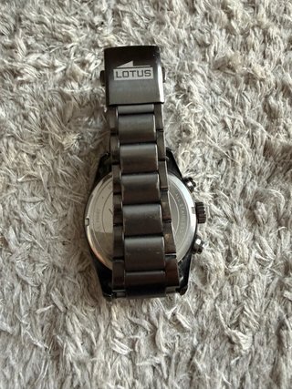 Reloj Lotus Hombre Rojo y Titanio