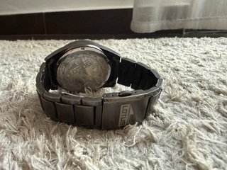 Reloj Lotus Hombre Rojo y Titanio