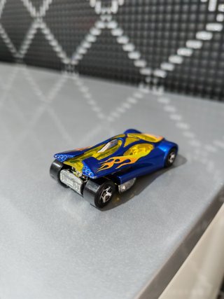 Hot Wheels Sling Shot 2001
