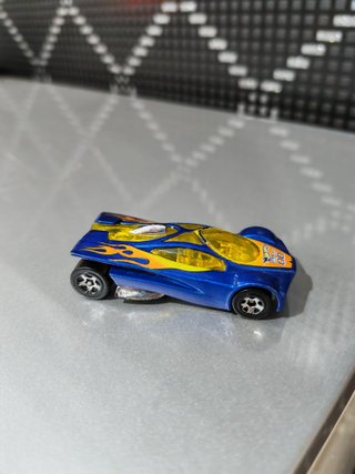 Hot Wheels Sling Shot 2001