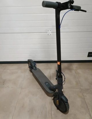 Patinete Eléctrico Xiaomi Gris 40km de autonomía