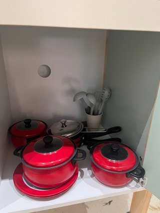Cocinita de juguete de madera