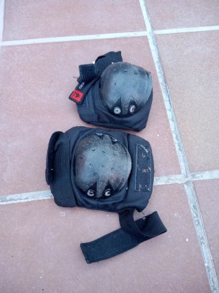 Protecciones skate/patines rodillas y muñecas