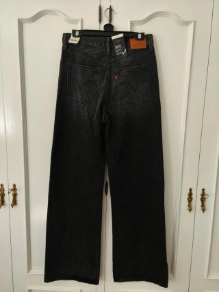 Pantalón Levis Gris Ancho