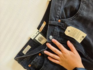 Pantalón Levis Gris Ancho