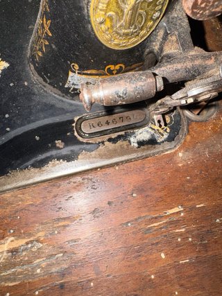 Máquina de coser Singer antigua