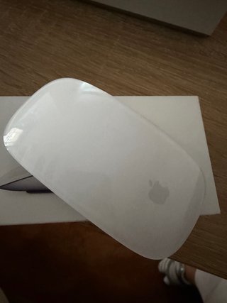MacBook Air M4 13”+ Magic Keyboard + Magic Mouse