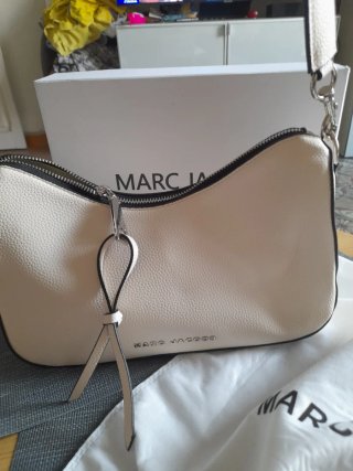 Bolso de piel Marc Jacobs crudo