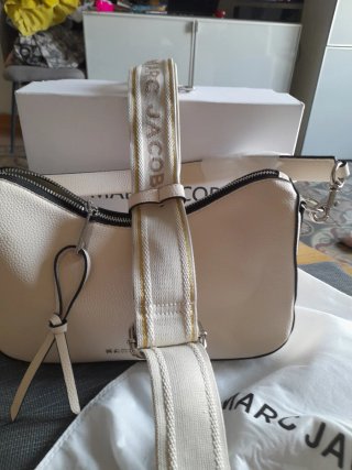 Bolso de piel Marc Jacobs crudo