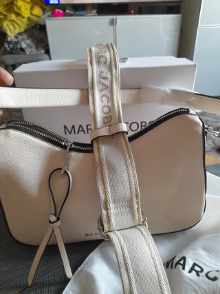 Bolso de piel Marc Jacobs crudo