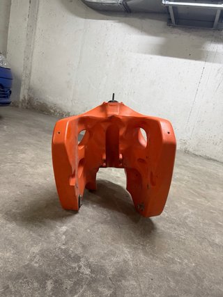 Depósito Gasolina KTM LC4 640 Adventure