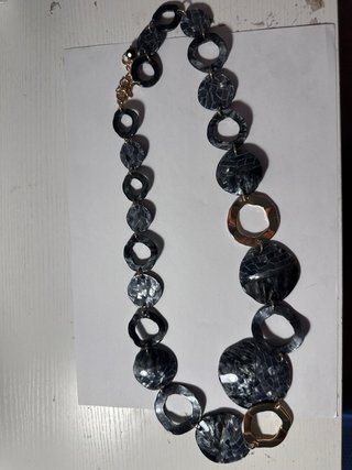 Collana donna con cerchi neri e oro