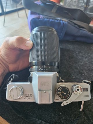 Minolta SRT 101 Cámara Analógica