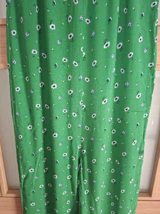 Mono verde estampado floral
