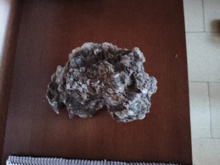 Especimen mineral bruto