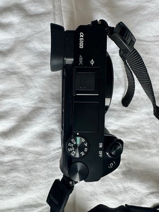 Sony Alpha 6100 Cámara + 2 Lentes
