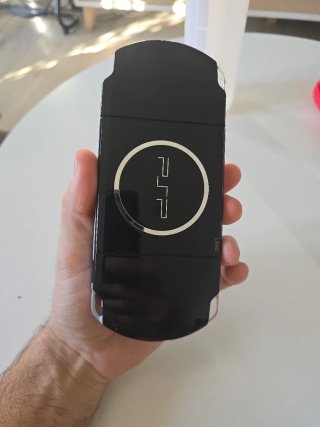 PSP 3000 Negra