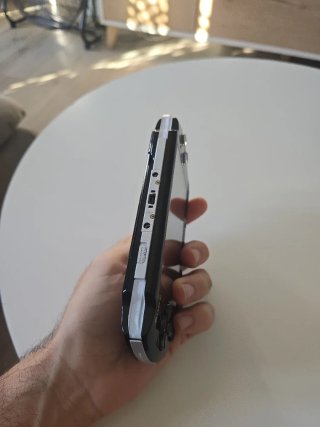 PSP 3000 Negra