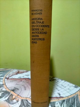 Libro Historia del traje (hasta 1967)