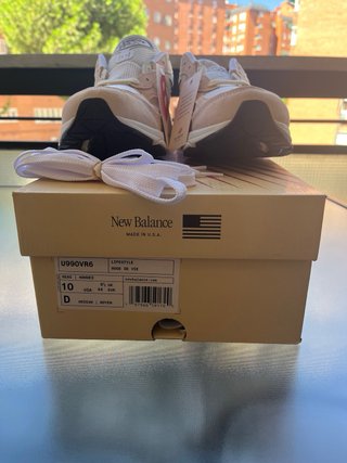 New Balance 990 V6 Beige/Rosa