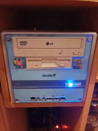 PC Retro Shuttle XPC SS51G Pentium 4 2.66G