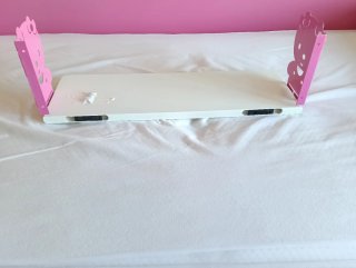 Estantería blanca y fucsia Hello Kitty