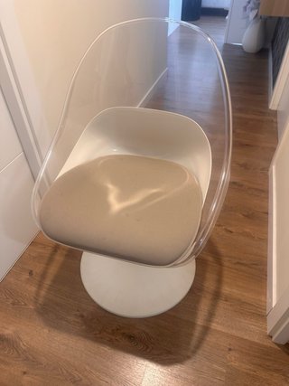 Sillas de comedor transparente y beige
