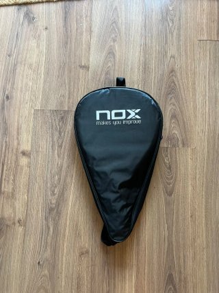 Pala NOX AT10 Pro Cup Hard 2025 Agustín Tapia