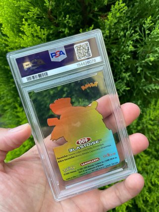 Lamincards Pokemon 2005 PSA 8 Venusaur Charizard