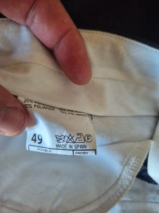 Traje de chaqueta gris sastreria