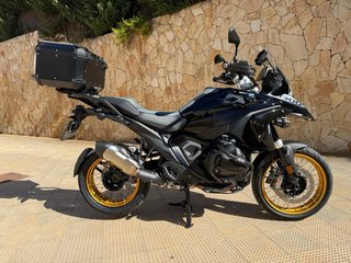 BMW R1300GS triple black