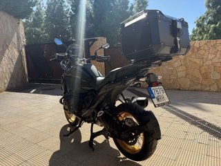 BMW R1300GS triple black