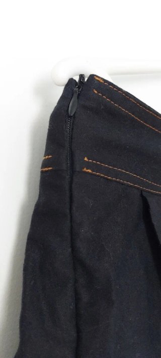 Falda muy corta vaquera negra SHEIN