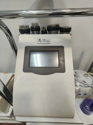 Mobiliario Peluquería por Cierre de Negocio