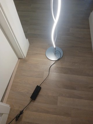 Lámpara de pie diseño moderno