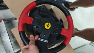 Volante Thrustmaster T150 Ferrari PS4/PS3