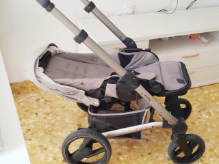 Mutsy Nio Carrito Bebé Gris Capazo y Asiento