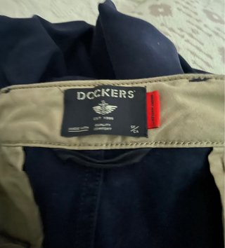 Pantalón chino azul marino