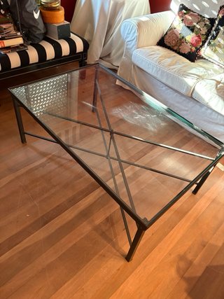 Mesa rectangular de forja con cristal transparente