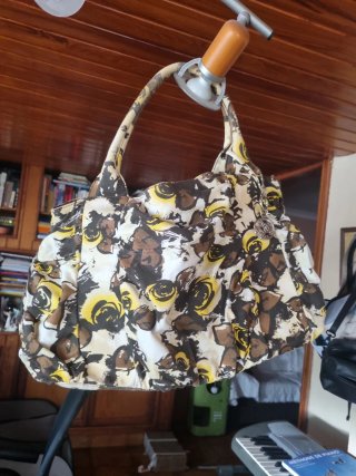 Bolso grande estampado