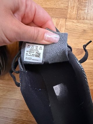 Zapatillas de fútbol Puma niño negras