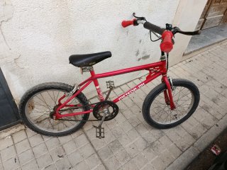 Bicicleta BMX BH Meteor Roja
