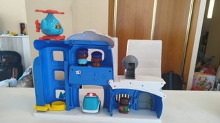 Comisaría Policía Infantil + Helicóptero y Coche