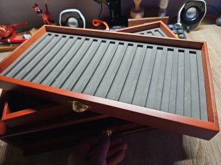 Espositore per stilografiche/penne in legno e vetro