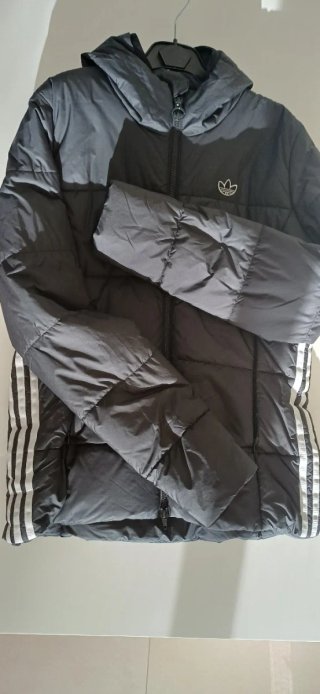 Plumífero Adidas Negro con Rayas
