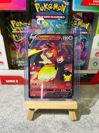 Carta Pokemon Charizard Celebrations