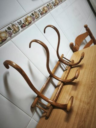 Perchero de madera antiguo REBAJADO