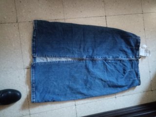 Falda vaquera Stradivarius elástica cremallera