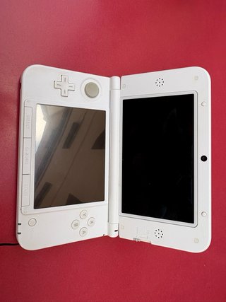 Nintendo 3DS XL Edición Especial Blanca + Juegos
